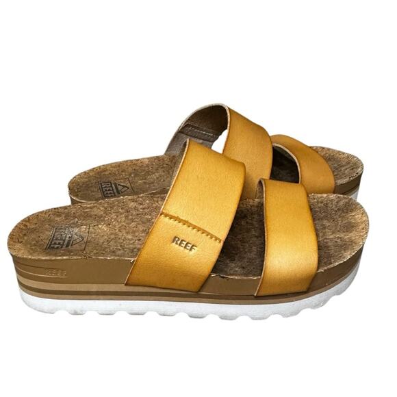 Reef Cushion Vista Hi Slide Sandals Goldenrod Size 6 - Picture 1 of 6